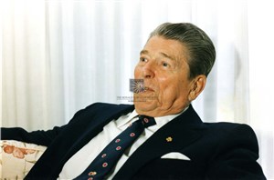 Image description is not available for 1992.180